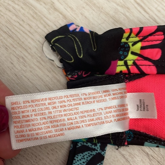 Cat & Jack Black Multicolor 1 Piece Tulle Skirted Tutu Girl's Swim Suit Size 3T - Picture 7 of 7